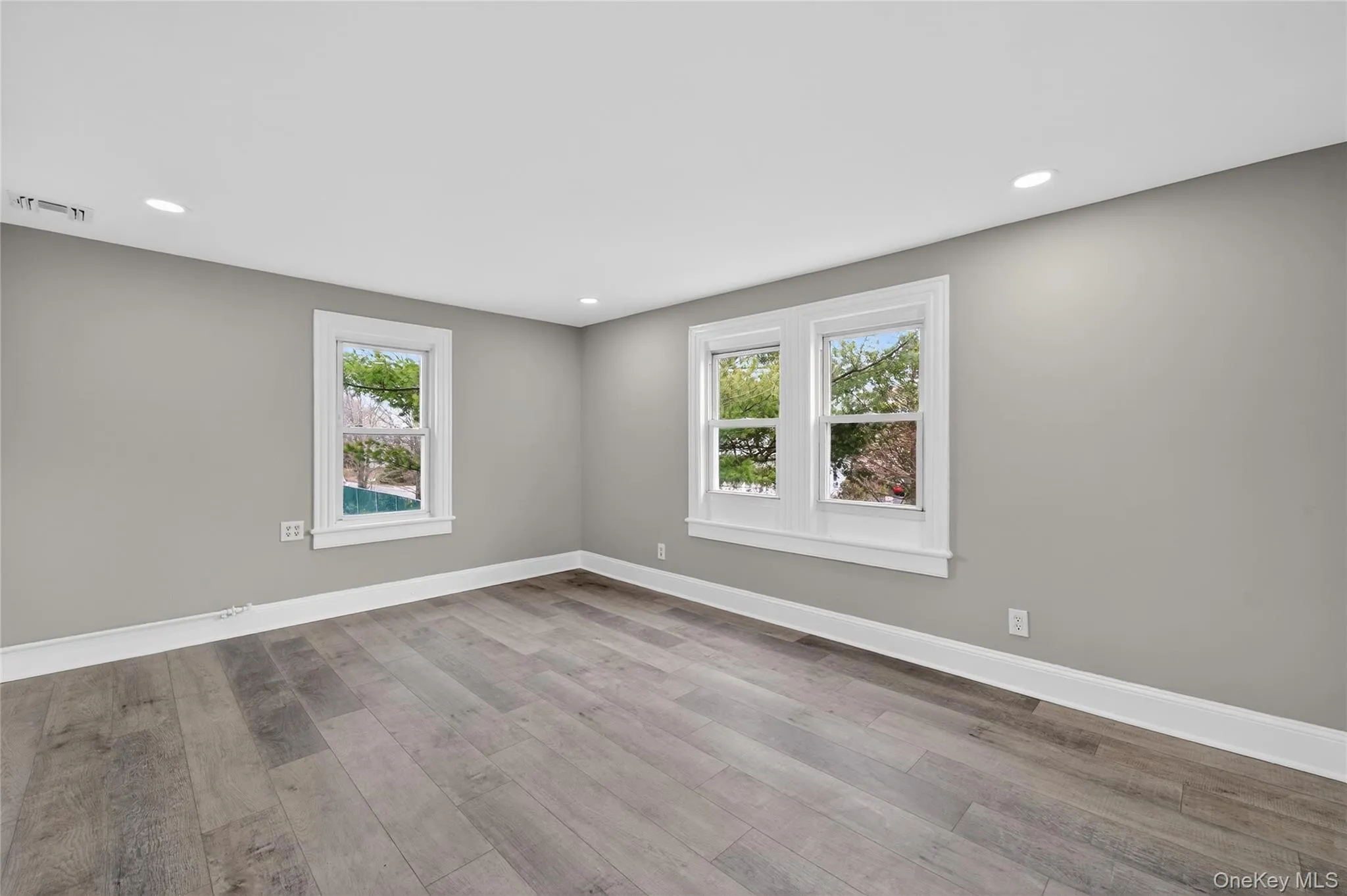 21 Maple Avenue, Brookhaven, NY, 3 Bedrooms Bedrooms, 7 Rooms Rooms,2 BathroomsBathrooms,Residential,For Rent,Maple,0,973219 21 Maple Avenue, Brookhaven, NY, 3 Bedrooms Bedrooms, 7 Rooms Rooms,2 BathroomsBathrooms,Residential,For Rent,Maple,0,973219