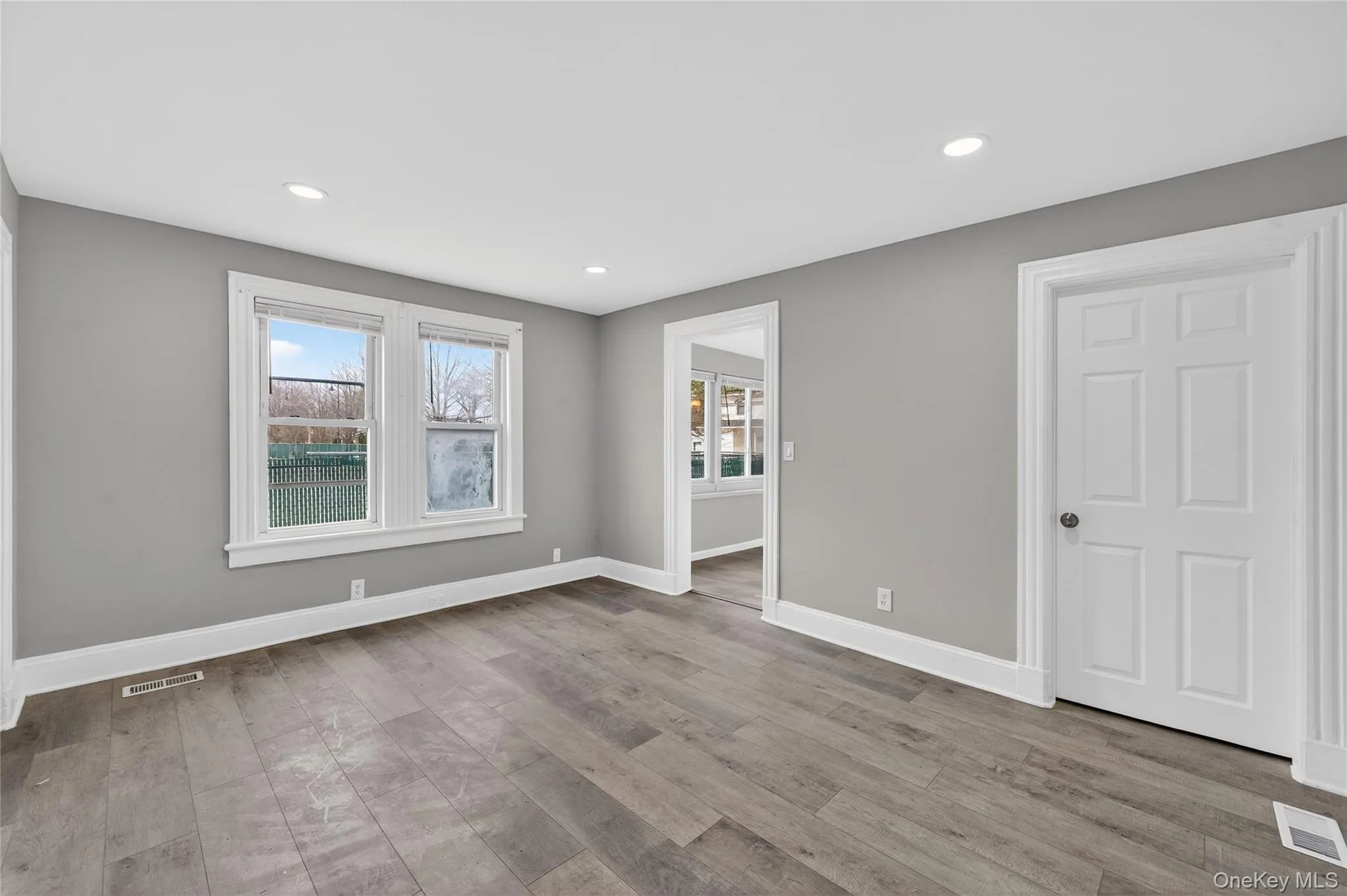 21 Maple Avenue, Brookhaven, NY, 3 Bedrooms Bedrooms, 7 Rooms Rooms,2 BathroomsBathrooms,Residential,For Rent,Maple,0,973219 21 Maple Avenue, Brookhaven, NY, 3 Bedrooms Bedrooms, 7 Rooms Rooms,2 BathroomsBathrooms,Residential,For Rent,Maple,0,973219