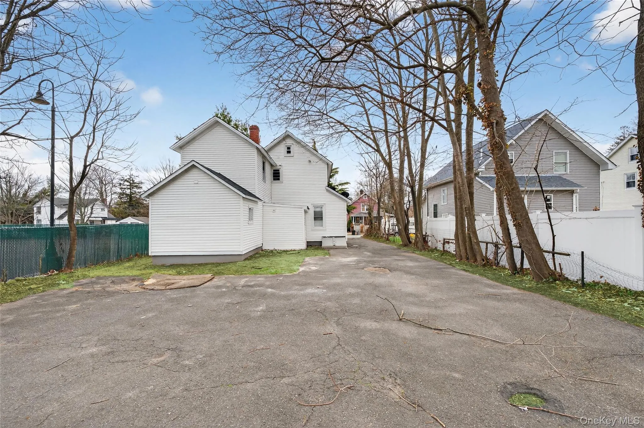 21 Maple Avenue, Brookhaven, NY, 3 Bedrooms Bedrooms, 7 Rooms Rooms,2 BathroomsBathrooms,Residential,For Rent,Maple,0,973219 21 Maple Avenue, Brookhaven, NY, 3 Bedrooms Bedrooms, 7 Rooms Rooms,2 BathroomsBathrooms,Residential,For Rent,Maple,0,973219