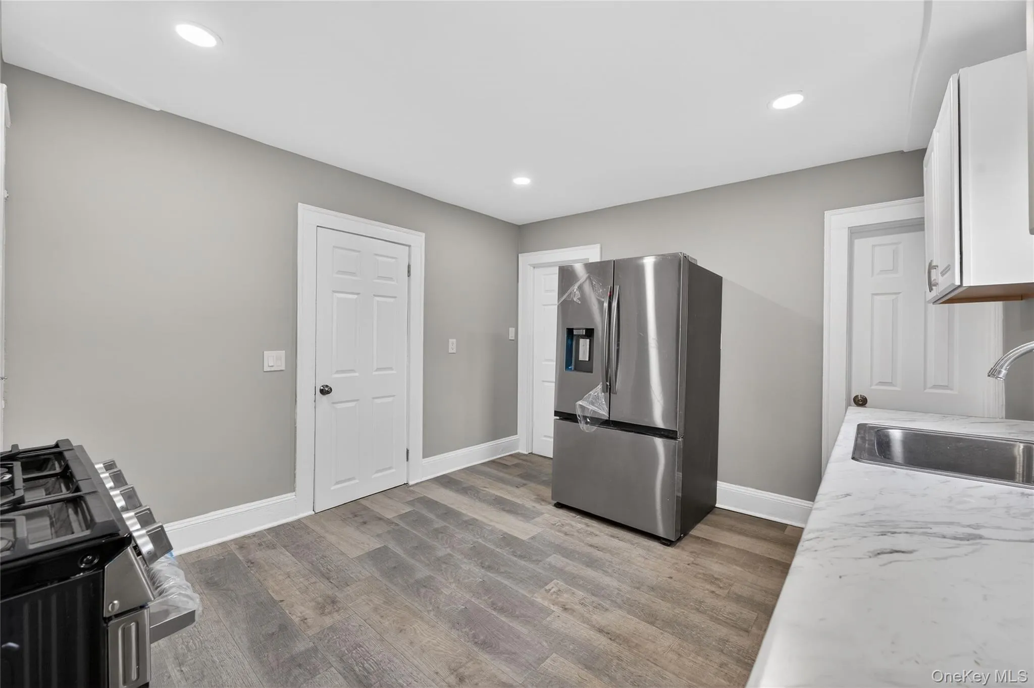 21 Maple Avenue, Brookhaven, NY, 3 Bedrooms Bedrooms, 7 Rooms Rooms,2 BathroomsBathrooms,Residential,For Rent,Maple,0,973219 21 Maple Avenue, Brookhaven, NY, 3 Bedrooms Bedrooms, 7 Rooms Rooms,2 BathroomsBathrooms,Residential,For Rent,Maple,0,973219
