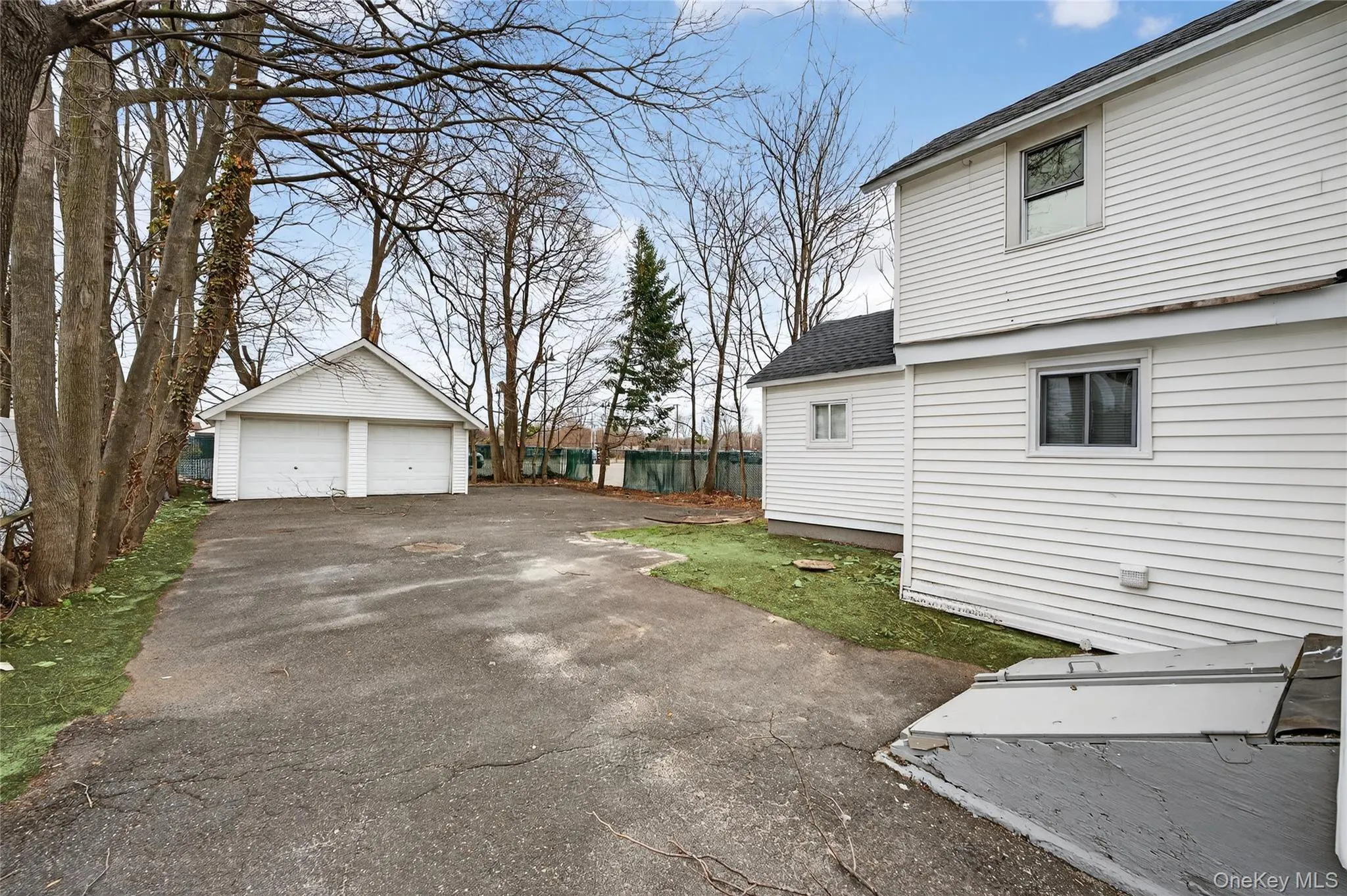 21 Maple Avenue, Brookhaven, NY, 3 Bedrooms Bedrooms, 7 Rooms Rooms,2 BathroomsBathrooms,Residential,For Rent,Maple,0,973219 21 Maple Avenue, Brookhaven, NY, 3 Bedrooms Bedrooms, 7 Rooms Rooms,2 BathroomsBathrooms,Residential,For Rent,Maple,0,973219