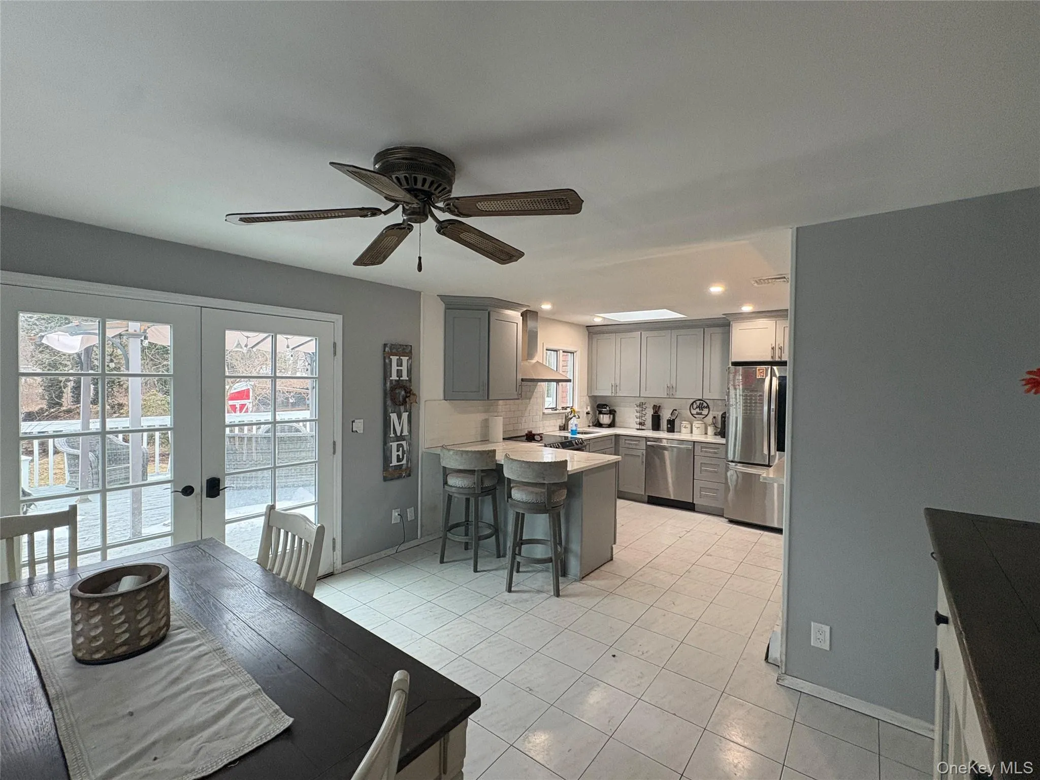 4429 Express Drive, Islip, NY, 3 Bedrooms Bedrooms, 6 Rooms Rooms,2 BathroomsBathrooms,Residential Lease,For Rent,Express,0,973224 4429 Express Drive, Islip, NY, 3 Bedrooms Bedrooms, 6 Rooms Rooms,2 BathroomsBathrooms,Residential Lease,For Rent,Express,0,973224