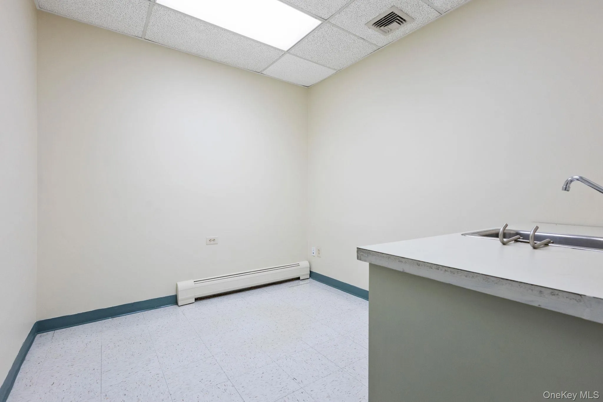 311 Midland Avenue, Orangetown, NY, ,Commercial Lease,For Rent,Midland,0,973227 311 Midland Avenue, Orangetown, NY, ,Commercial Lease,For Rent,Midland,0,973227