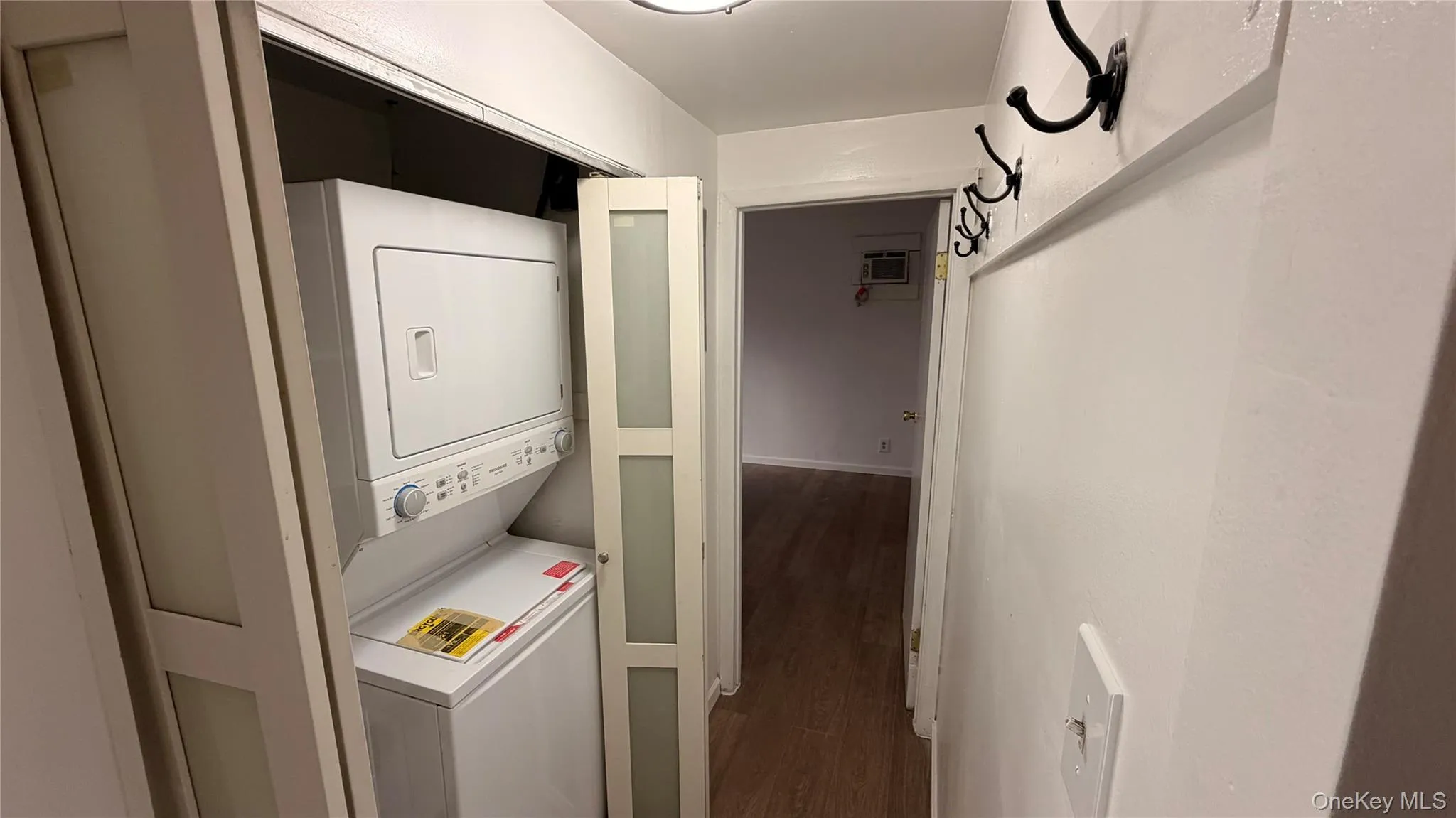 31 Wayne Avenue, Haverstraw, NY, 3 Bedrooms Bedrooms, 5 Rooms Rooms,2 BathroomsBathrooms,Residential Lease,For Rent,Wayne,0,973245 31 Wayne Avenue, Haverstraw, NY, 3 Bedrooms Bedrooms, 5 Rooms Rooms,2 BathroomsBathrooms,Residential Lease,For Rent,Wayne,0,973245