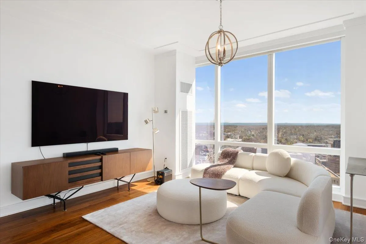 5 Renaissance Square, White Plains, NY, 2 Bedrooms Bedrooms, 7 Rooms Rooms,2 BathroomsBathrooms,Residential,For Rent,Renaissance,0,973253 5 Renaissance Square, White Plains, NY, 2 Bedrooms Bedrooms, 7 Rooms Rooms,2 BathroomsBathrooms,Residential,For Rent,Renaissance,0,973253
