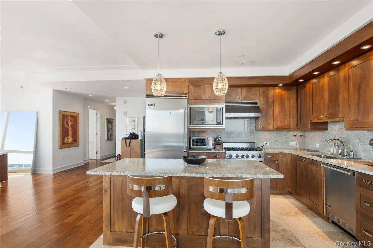 5 Renaissance Square, White Plains, NY, 2 Bedrooms Bedrooms, 7 Rooms Rooms,2 BathroomsBathrooms,Residential,For Rent,Renaissance,0,973253 5 Renaissance Square, White Plains, NY, 2 Bedrooms Bedrooms, 7 Rooms Rooms,2 BathroomsBathrooms,Residential,For Rent,Renaissance,0,973253