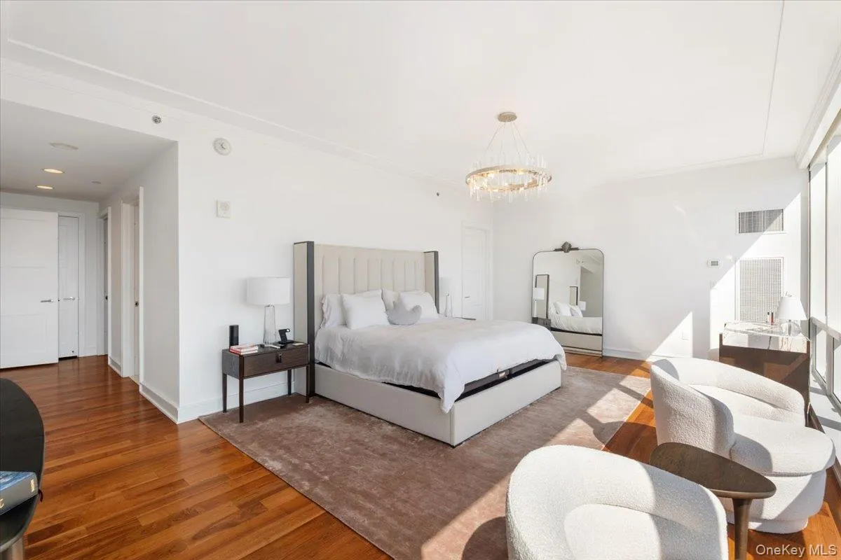 5 Renaissance Square, White Plains, NY, 2 Bedrooms Bedrooms, 7 Rooms Rooms,2 BathroomsBathrooms,Residential,For Rent,Renaissance,0,973253 5 Renaissance Square, White Plains, NY, 2 Bedrooms Bedrooms, 7 Rooms Rooms,2 BathroomsBathrooms,Residential,For Rent,Renaissance,0,973253