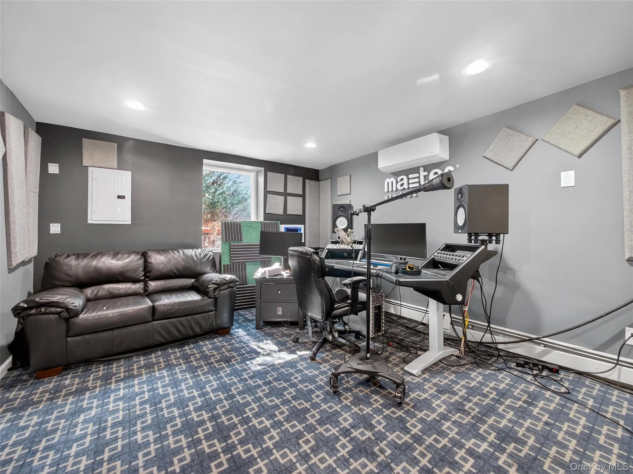 15 Victoria Drive, Ramapo, NY, 7 Bedrooms Bedrooms, 11 Rooms Rooms,3 BathroomsBathrooms,Residential,For Rent,Victoria,0,973254 15 Victoria Drive, Ramapo, NY, 7 Bedrooms Bedrooms, 11 Rooms Rooms,3 BathroomsBathrooms,Residential,For Rent,Victoria,0,973254