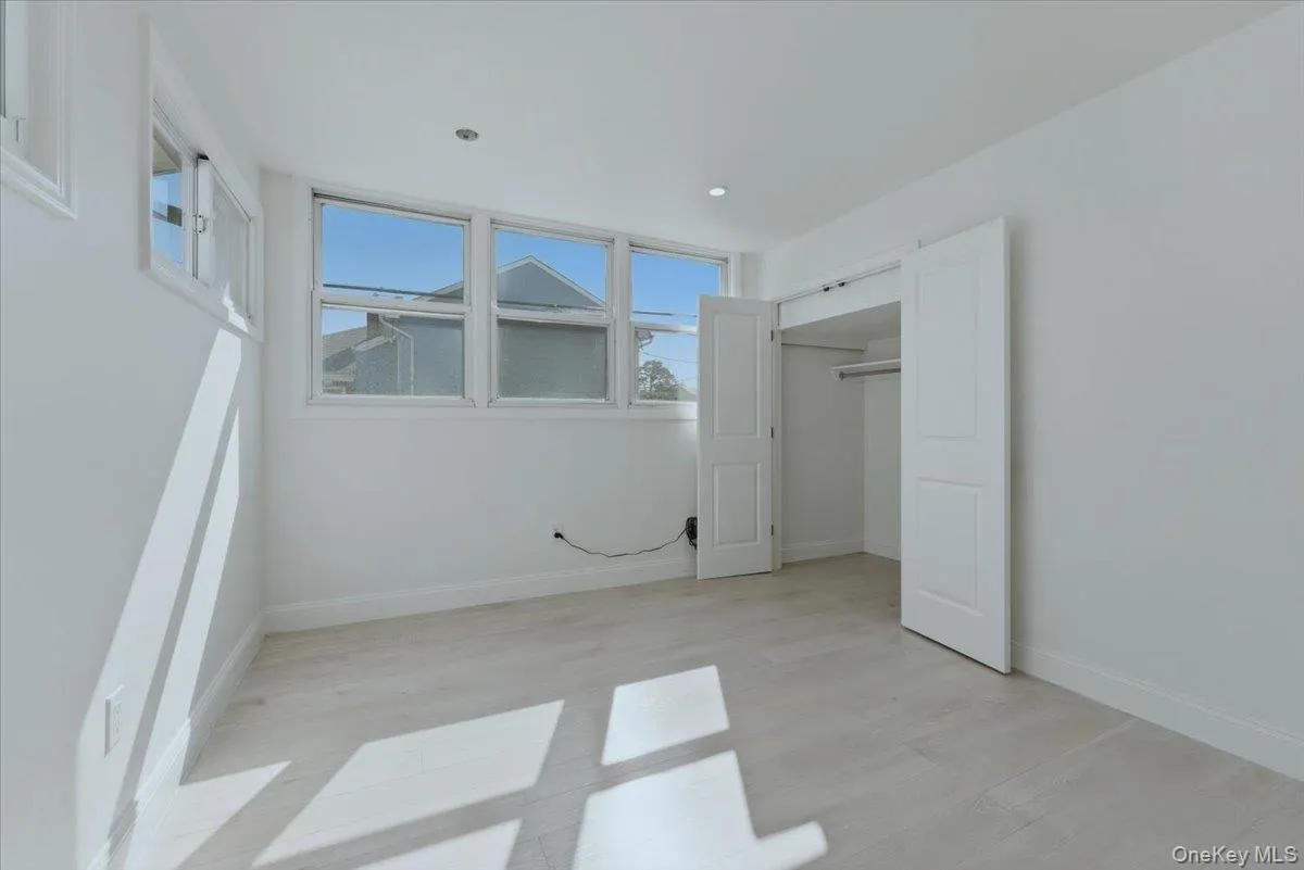 1895 Park Street, Hempstead, NY, 3 Bedrooms Bedrooms, 7 Rooms Rooms,2 BathroomsBathrooms,Residential,For Rent,Park,0,973256 1895 Park Street, Hempstead, NY, 3 Bedrooms Bedrooms, 7 Rooms Rooms,2 BathroomsBathrooms,Residential,For Rent,Park,0,973256