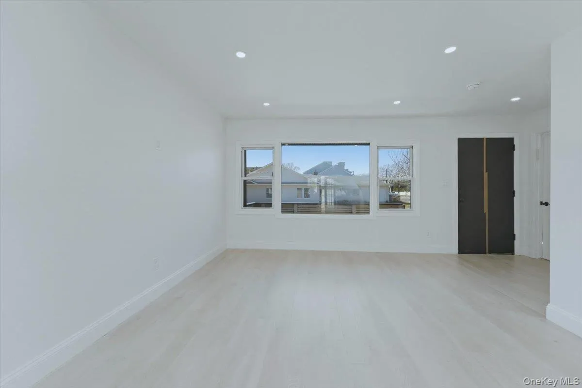 1895 Park Street, Hempstead, NY, 3 Bedrooms Bedrooms, 7 Rooms Rooms,2 BathroomsBathrooms,Residential,For Rent,Park,0,973256 1895 Park Street, Hempstead, NY, 3 Bedrooms Bedrooms, 7 Rooms Rooms,2 BathroomsBathrooms,Residential,For Rent,Park,0,973256