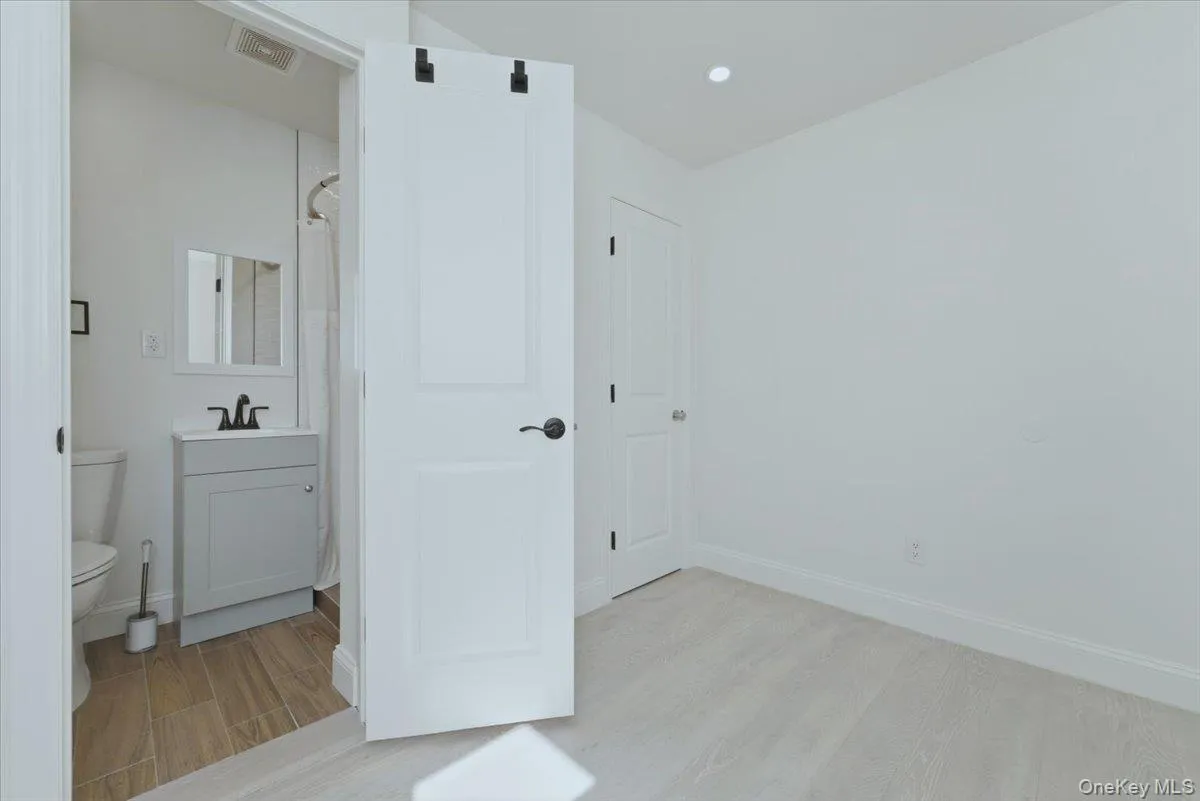 1895 Park Street, Hempstead, NY, 3 Bedrooms Bedrooms, 7 Rooms Rooms,2 BathroomsBathrooms,Residential,For Rent,Park,0,973256 1895 Park Street, Hempstead, NY, 3 Bedrooms Bedrooms, 7 Rooms Rooms,2 BathroomsBathrooms,Residential,For Rent,Park,0,973256