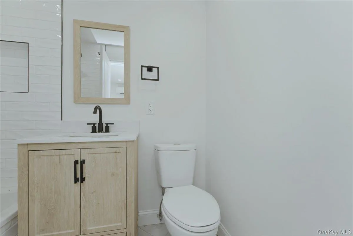 1895 Park Street, Hempstead, NY, 3 Bedrooms Bedrooms, 7 Rooms Rooms,2 BathroomsBathrooms,Residential,For Rent,Park,0,973256 1895 Park Street, Hempstead, NY, 3 Bedrooms Bedrooms, 7 Rooms Rooms,2 BathroomsBathrooms,Residential,For Rent,Park,0,973256