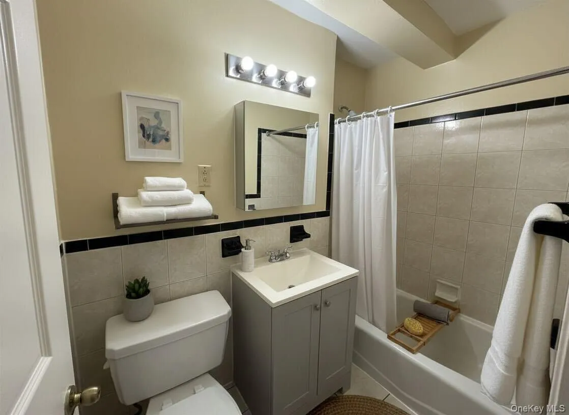 451 Fulton Avenue, Hempstead, NY, 3 Bedrooms Bedrooms, 2 Rooms Rooms,2 BathroomsBathrooms,Residential Lease,For Rent,Fulton,0,973261 451 Fulton Avenue, Hempstead, NY, 3 Bedrooms Bedrooms, 2 Rooms Rooms,2 BathroomsBathrooms,Residential Lease,For Rent,Fulton,0,973261