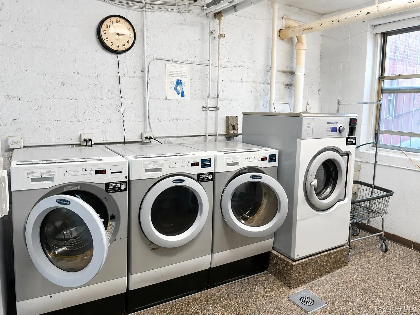 485 Bronx River Road, Yonkers, NY, 1 Bedroom Bedrooms, 3 Rooms Rooms,1 BathroomBathrooms,Residential,For Rent,Bronx River,0,973262 485 Bronx River Road, Yonkers, NY, 1 Bedroom Bedrooms, 3 Rooms Rooms,1 BathroomBathrooms,Residential,For Rent,Bronx River,0,973262