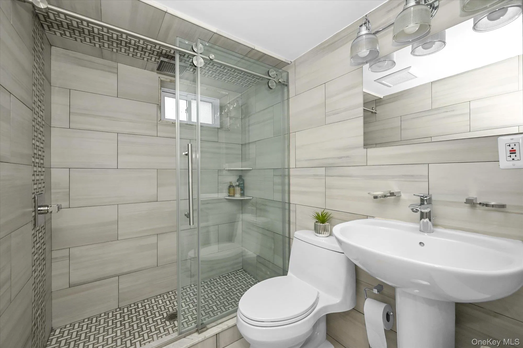 8516 Abingdon Road, New York, NY, 4 Bedrooms Bedrooms, 10 Rooms Rooms,4 BathroomsBathrooms,Residential Lease,For Rent,Abingdon,0,973280 8516 Abingdon Road, New York, NY, 4 Bedrooms Bedrooms, 10 Rooms Rooms,4 BathroomsBathrooms,Residential Lease,For Rent,Abingdon,0,973280