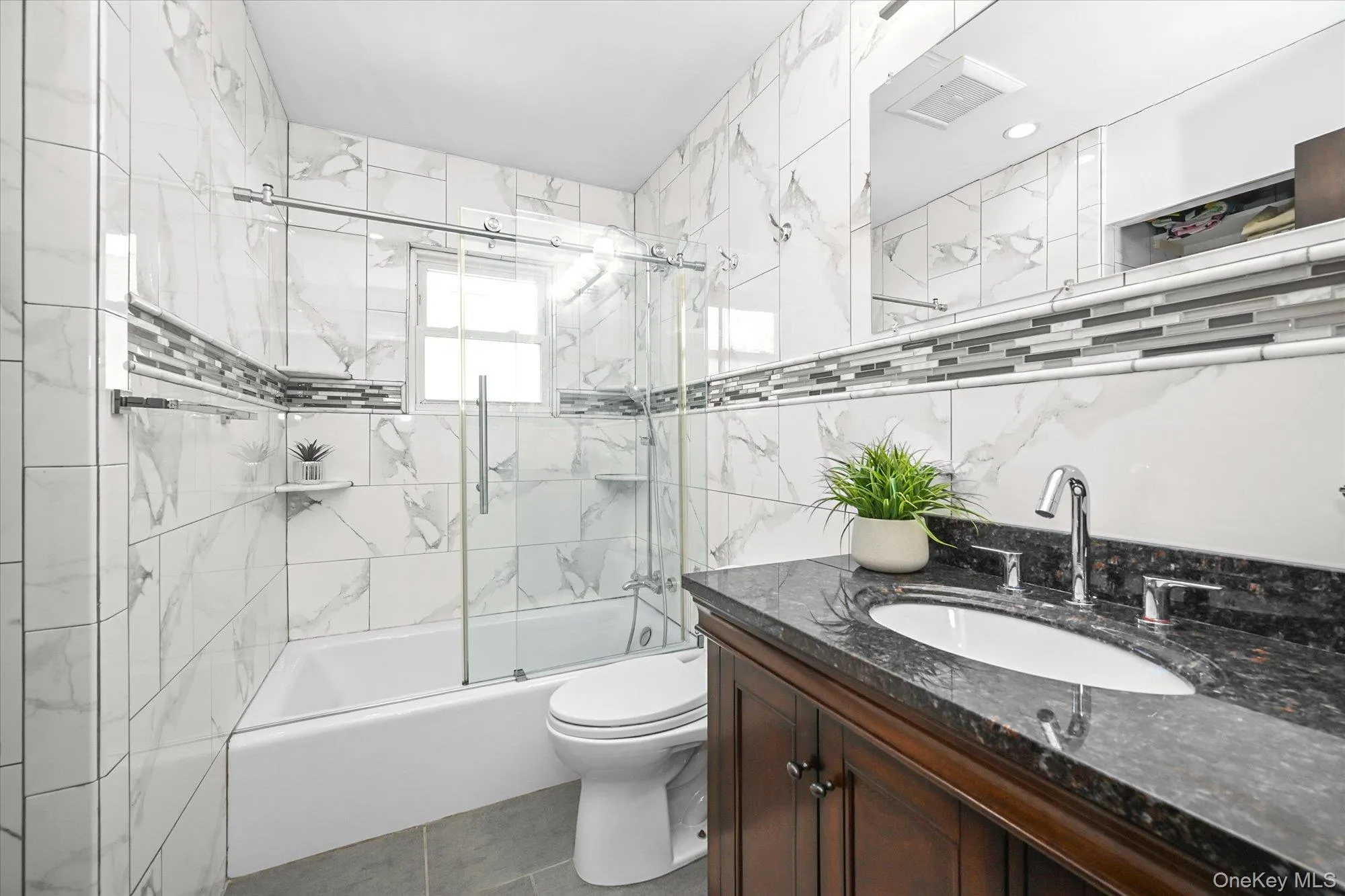 8516 Abingdon Road, New York, NY, 4 Bedrooms Bedrooms, 10 Rooms Rooms,4 BathroomsBathrooms,Residential Lease,For Rent,Abingdon,0,973280 8516 Abingdon Road, New York, NY, 4 Bedrooms Bedrooms, 10 Rooms Rooms,4 BathroomsBathrooms,Residential Lease,For Rent,Abingdon,0,973280