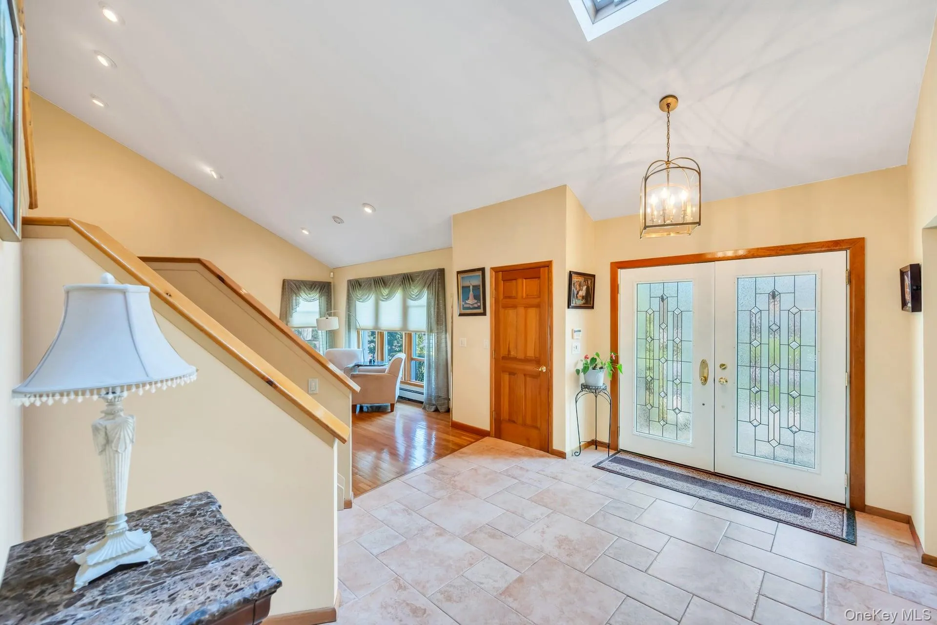 9 Artisan Avenue, Huntington, NY, 5 Bedrooms Bedrooms, 12 Rooms Rooms,3 BathroomsBathrooms,Residential,For Rent,Artisan,0,973281 9 Artisan Avenue, Huntington, NY, 5 Bedrooms Bedrooms, 12 Rooms Rooms,3 BathroomsBathrooms,Residential,For Rent,Artisan,0,973281