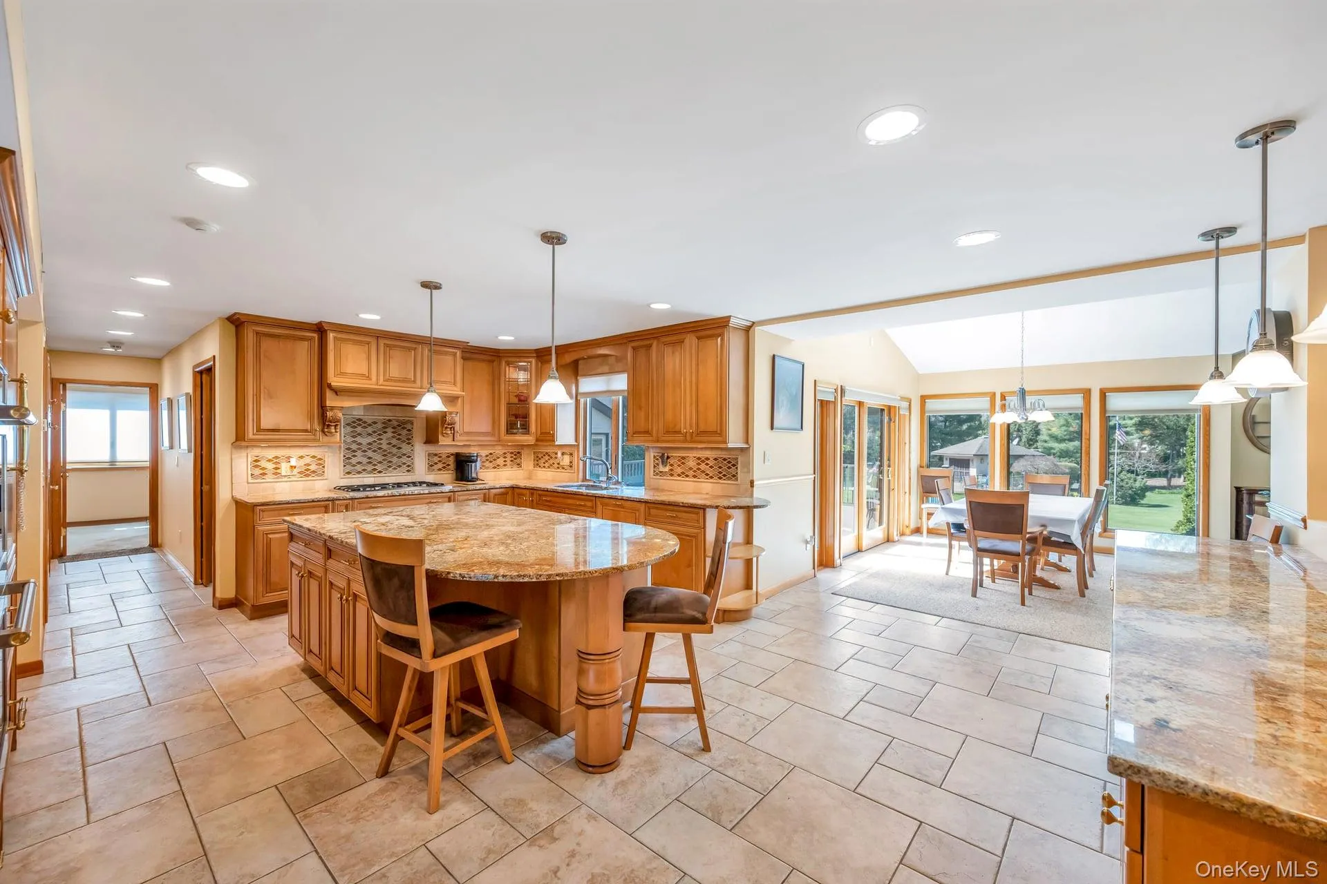 9 Artisan Avenue, Huntington, NY, 5 Bedrooms Bedrooms, 12 Rooms Rooms,3 BathroomsBathrooms,Residential,For Rent,Artisan,0,973281 9 Artisan Avenue, Huntington, NY, 5 Bedrooms Bedrooms, 12 Rooms Rooms,3 BathroomsBathrooms,Residential,For Rent,Artisan,0,973281