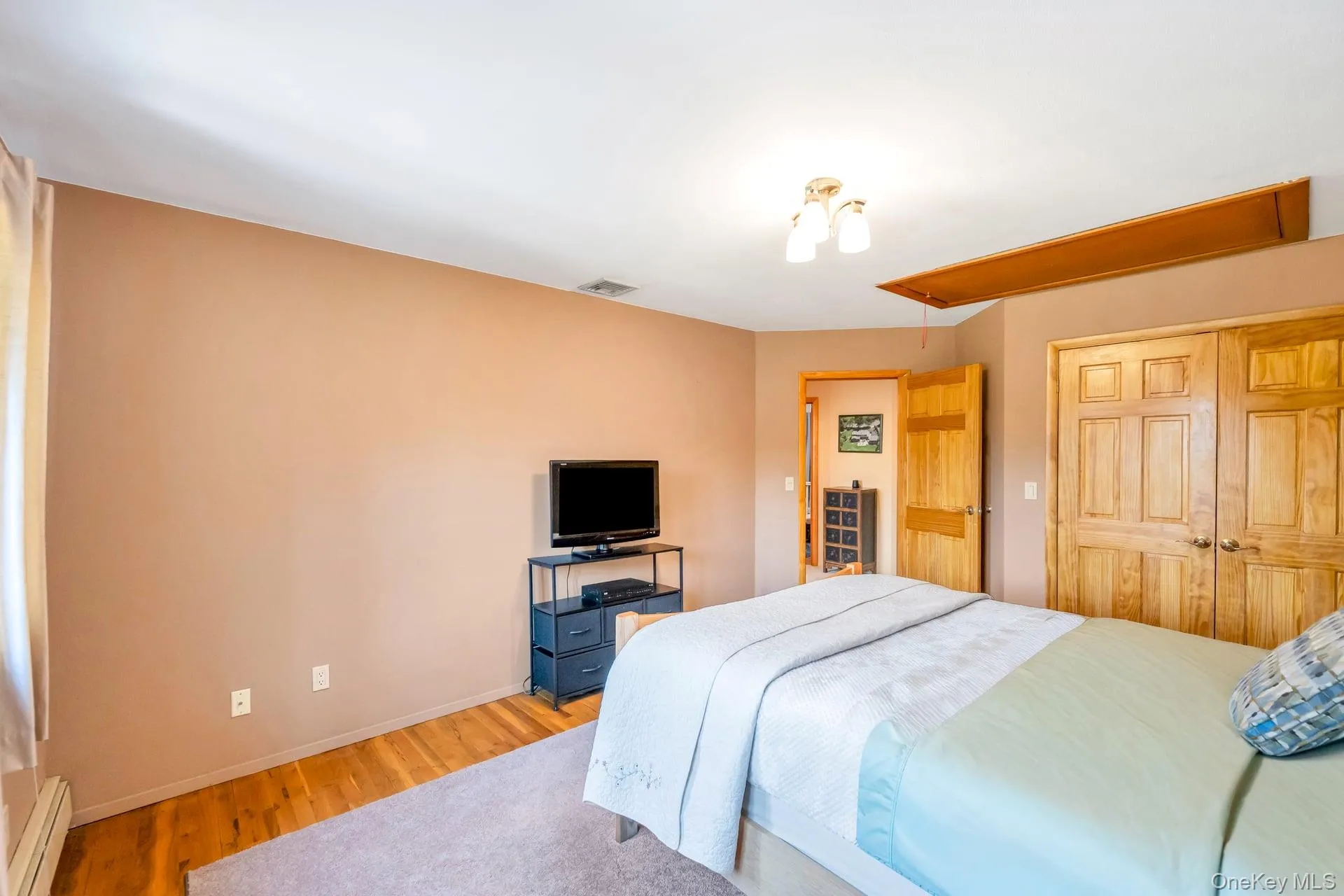 9 Artisan Avenue, Huntington, NY, 5 Bedrooms Bedrooms, 12 Rooms Rooms,3 BathroomsBathrooms,Residential,For Rent,Artisan,0,973281 9 Artisan Avenue, Huntington, NY, 5 Bedrooms Bedrooms, 12 Rooms Rooms,3 BathroomsBathrooms,Residential,For Rent,Artisan,0,973281