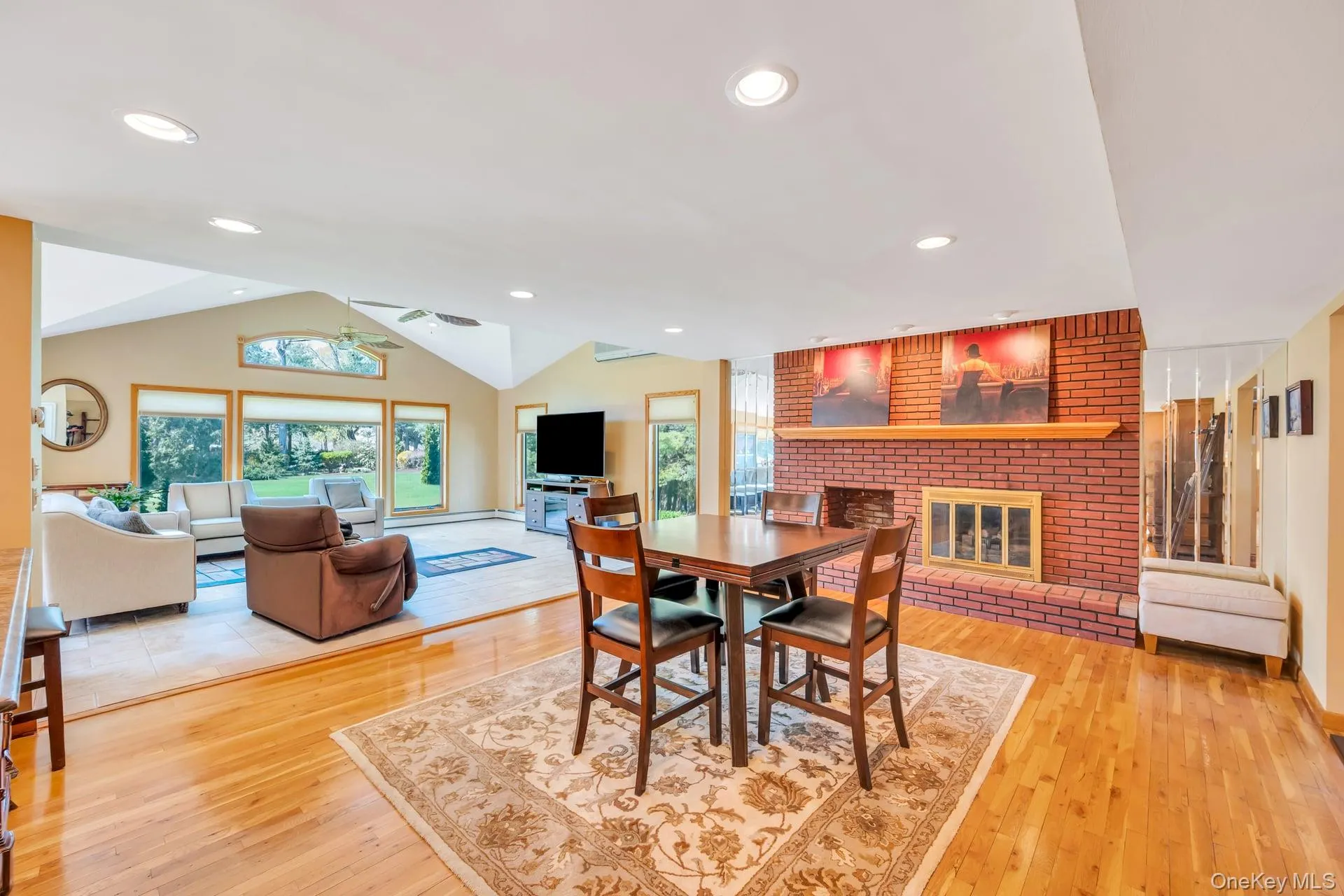 9 Artisan Avenue, Huntington, NY, 5 Bedrooms Bedrooms, 12 Rooms Rooms,3 BathroomsBathrooms,Residential,For Rent,Artisan,0,973281 9 Artisan Avenue, Huntington, NY, 5 Bedrooms Bedrooms, 12 Rooms Rooms,3 BathroomsBathrooms,Residential,For Rent,Artisan,0,973281