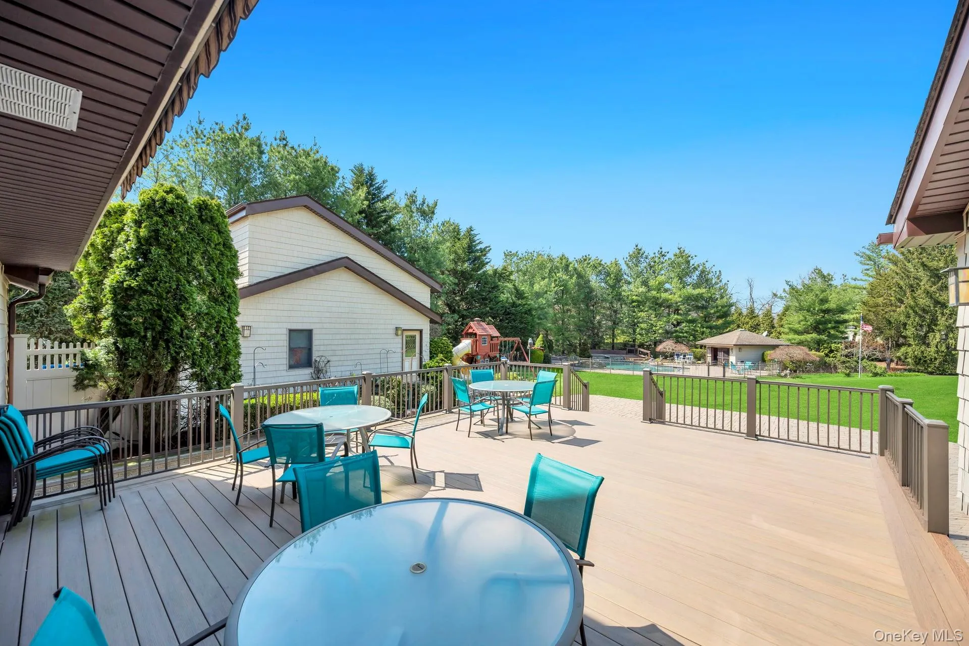 9 Artisan Avenue, Huntington, NY, 5 Bedrooms Bedrooms, 12 Rooms Rooms,3 BathroomsBathrooms,Residential,For Rent,Artisan,0,973281 9 Artisan Avenue, Huntington, NY, 5 Bedrooms Bedrooms, 12 Rooms Rooms,3 BathroomsBathrooms,Residential,For Rent,Artisan,0,973281