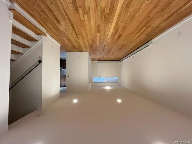 42 Sintsink Drive, North Hempstead, NY, 2 Bedrooms Bedrooms, 5 Rooms Rooms,2 BathroomsBathrooms,Residential Lease,For Rent,Sintsink,0,973282 42 Sintsink Drive, North Hempstead, NY, 2 Bedrooms Bedrooms, 5 Rooms Rooms,2 BathroomsBathrooms,Residential Lease,For Rent,Sintsink,0,973282