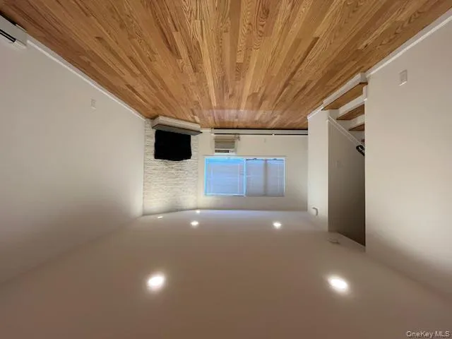 42 Sintsink Drive, North Hempstead, NY, 2 Bedrooms Bedrooms, 5 Rooms Rooms,2 BathroomsBathrooms,Residential Lease,For Rent,Sintsink,0,973282 42 Sintsink Drive, North Hempstead, NY, 2 Bedrooms Bedrooms, 5 Rooms Rooms,2 BathroomsBathrooms,Residential Lease,For Rent,Sintsink,0,973282