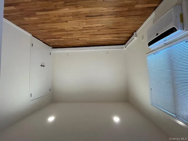 42 Sintsink Drive, North Hempstead, NY, 2 Bedrooms Bedrooms, 5 Rooms Rooms,2 BathroomsBathrooms,Residential Lease,For Rent,Sintsink,0,973282 42 Sintsink Drive, North Hempstead, NY, 2 Bedrooms Bedrooms, 5 Rooms Rooms,2 BathroomsBathrooms,Residential Lease,For Rent,Sintsink,0,973282