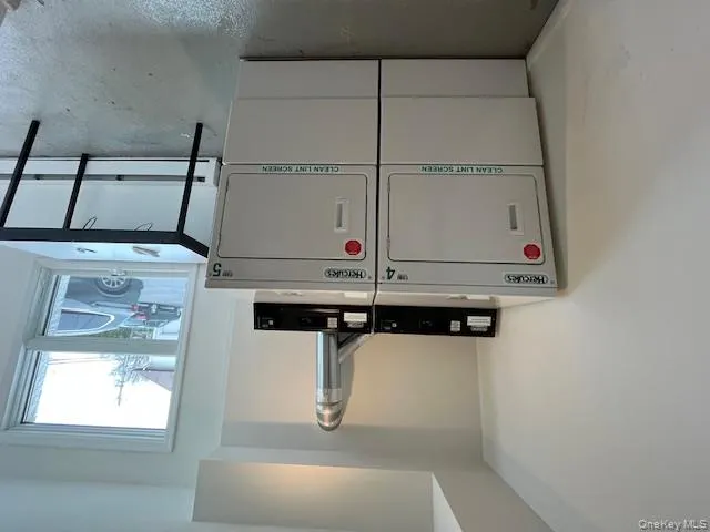 42 Sintsink Drive, North Hempstead, NY, 2 Bedrooms Bedrooms, 5 Rooms Rooms,2 BathroomsBathrooms,Residential Lease,For Rent,Sintsink,0,973282 42 Sintsink Drive, North Hempstead, NY, 2 Bedrooms Bedrooms, 5 Rooms Rooms,2 BathroomsBathrooms,Residential Lease,For Rent,Sintsink,0,973282