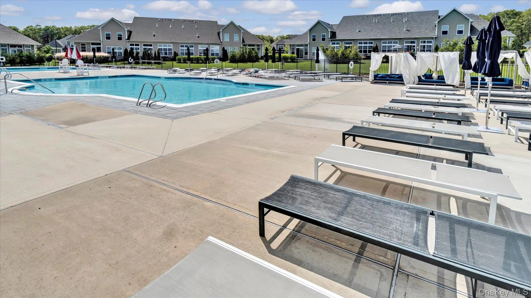 272 Silver Timber Drive, Brookhaven, NY, 2 Bedrooms Bedrooms, 5 Rooms Rooms,2 BathroomsBathrooms,Residential,For Rent,Silver Timber,0,973285 272 Silver Timber Drive, Brookhaven, NY, 2 Bedrooms Bedrooms, 5 Rooms Rooms,2 BathroomsBathrooms,Residential,For Rent,Silver Timber,0,973285