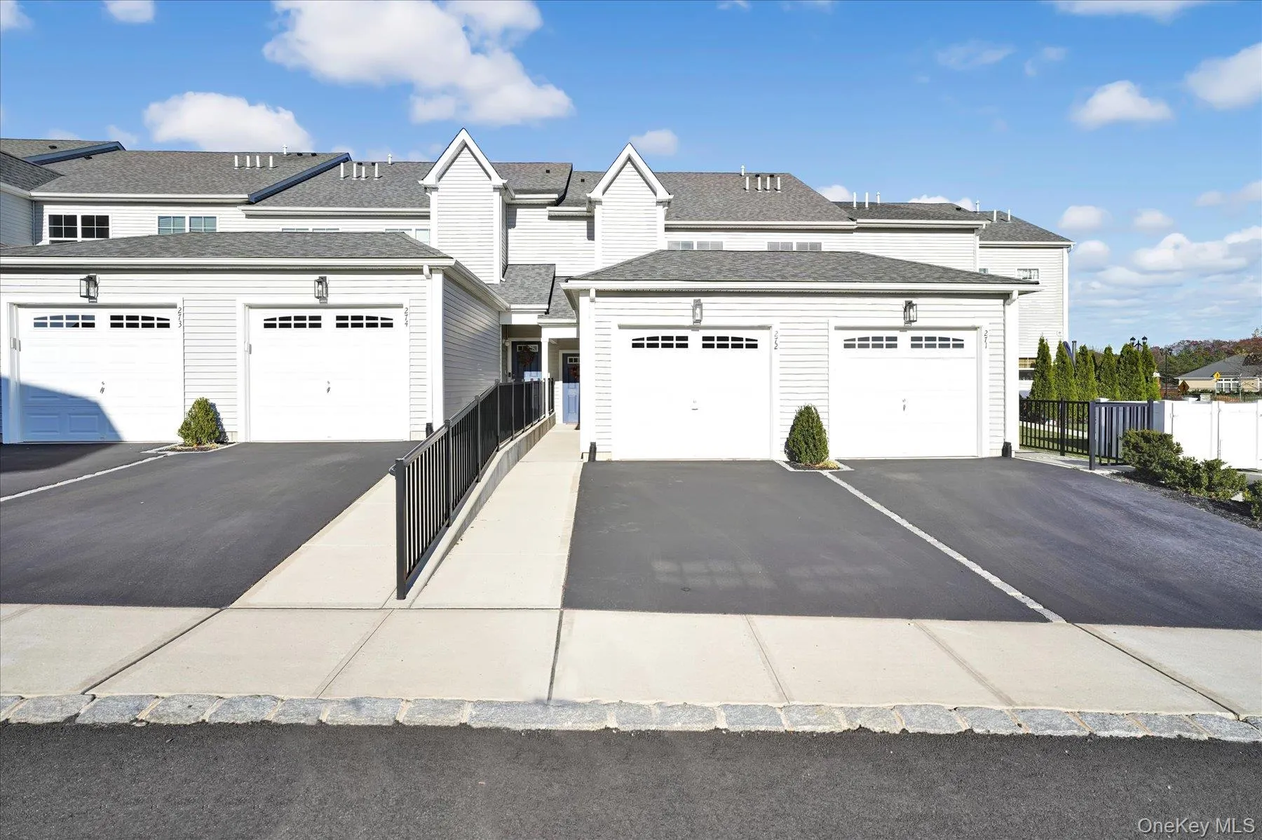 272 Silver Timber Drive, Brookhaven, NY, 2 Bedrooms Bedrooms, 5 Rooms Rooms,2 BathroomsBathrooms,Residential,For Rent,Silver Timber,0,973285 272 Silver Timber Drive, Brookhaven, NY, 2 Bedrooms Bedrooms, 5 Rooms Rooms,2 BathroomsBathrooms,Residential,For Rent,Silver Timber,0,973285
