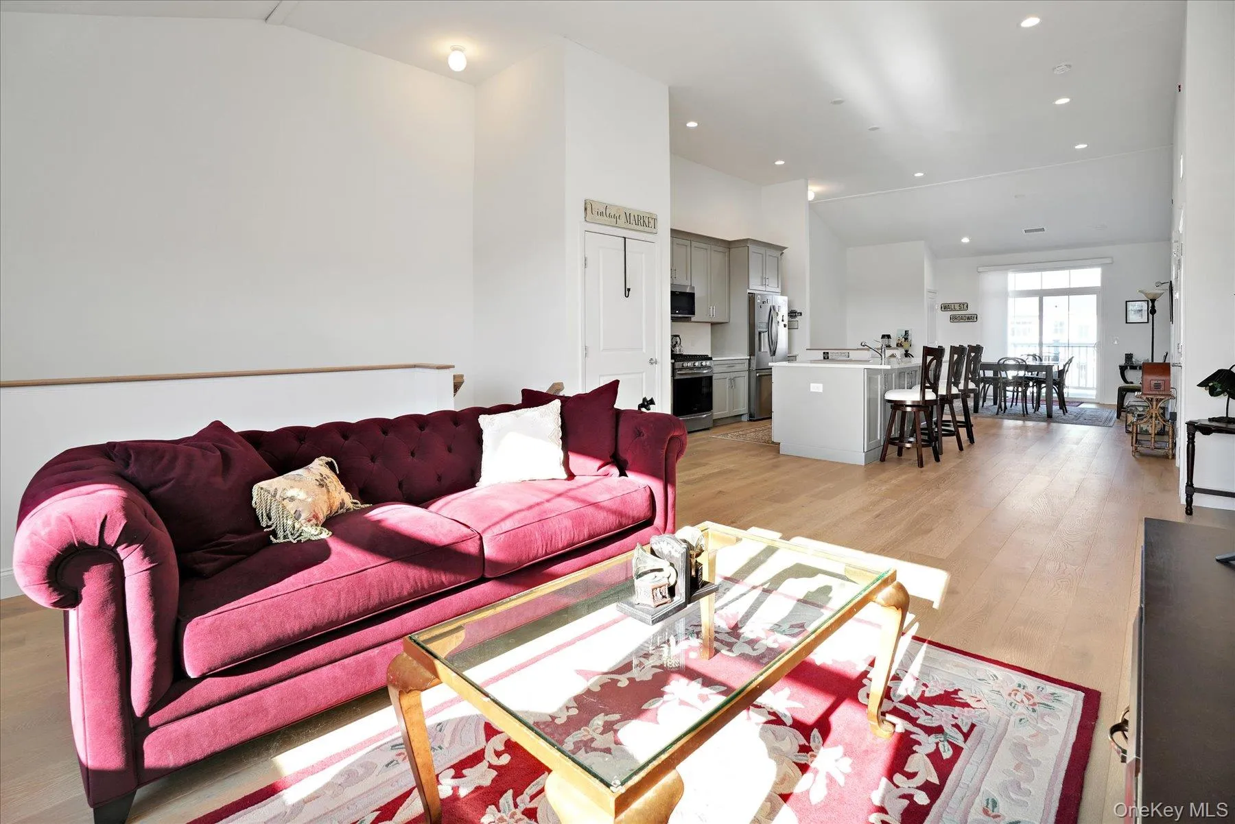 272 Silver Timber Drive, Brookhaven, NY, 2 Bedrooms Bedrooms, 5 Rooms Rooms,2 BathroomsBathrooms,Residential,For Rent,Silver Timber,0,973285 272 Silver Timber Drive, Brookhaven, NY, 2 Bedrooms Bedrooms, 5 Rooms Rooms,2 BathroomsBathrooms,Residential,For Rent,Silver Timber,0,973285