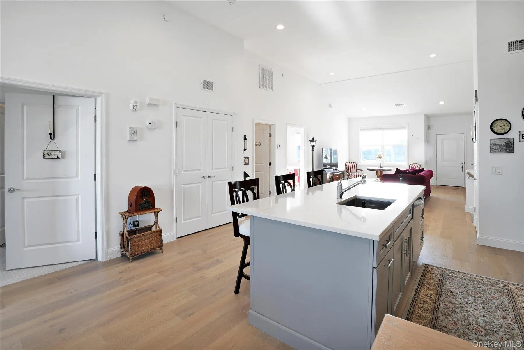 272 Silver Timber Drive, Brookhaven, NY, 2 Bedrooms Bedrooms, 5 Rooms Rooms,2 BathroomsBathrooms,Residential,For Rent,Silver Timber,0,973285 272 Silver Timber Drive, Brookhaven, NY, 2 Bedrooms Bedrooms, 5 Rooms Rooms,2 BathroomsBathrooms,Residential,For Rent,Silver Timber,0,973285