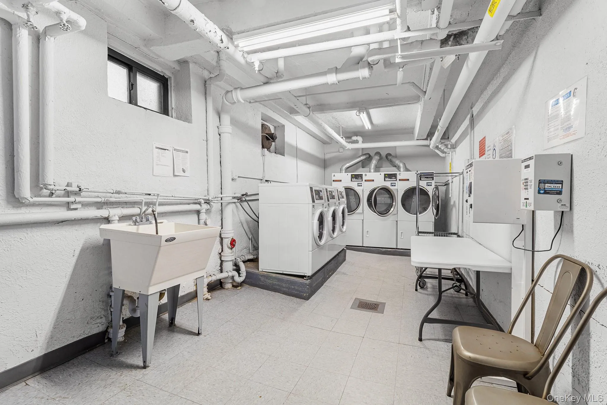 2552 7th Street, New York, NY, 2 Bedrooms Bedrooms, 3 Rooms Rooms,1 BathroomBathrooms,Residential,For Rent,7th,0,973295 2552 7th Street, New York, NY, 2 Bedrooms Bedrooms, 3 Rooms Rooms,1 BathroomBathrooms,Residential,For Rent,7th,0,973295