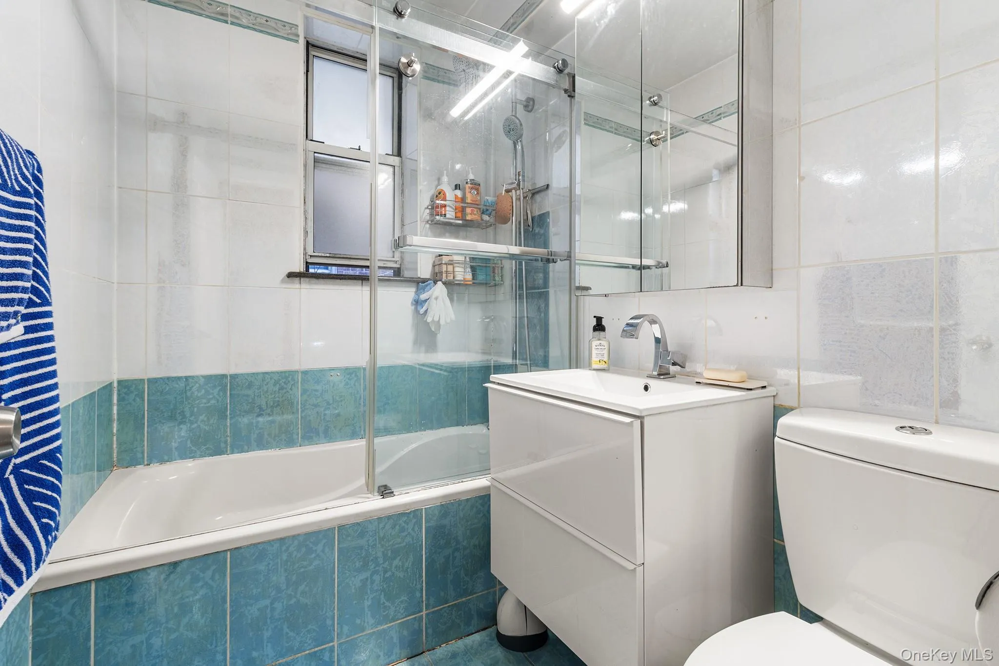 2552 7th Street, New York, NY, 2 Bedrooms Bedrooms, 3 Rooms Rooms,1 BathroomBathrooms,Residential,For Rent,7th,0,973295 2552 7th Street, New York, NY, 2 Bedrooms Bedrooms, 3 Rooms Rooms,1 BathroomBathrooms,Residential,For Rent,7th,0,973295