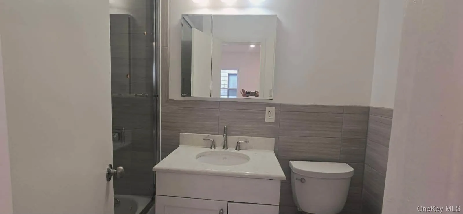 78-29 68th Avenue, New York, NY, 4 Bedrooms Bedrooms, 6 Rooms Rooms,1 BathroomBathrooms,Residential Lease,For Rent,68th,0,973296 78-29 68th Avenue, New York, NY, 4 Bedrooms Bedrooms, 6 Rooms Rooms,1 BathroomBathrooms,Residential Lease,For Rent,68th,0,973296