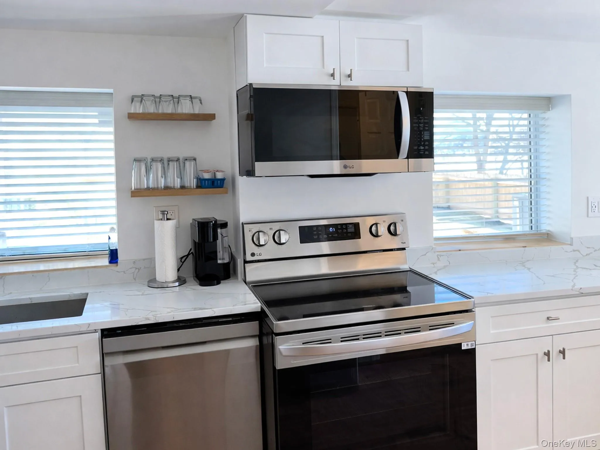 63 Lake Trail, Warwick (town), NY, 1 Bedroom Bedrooms, ,1 BathroomBathrooms,Residential Lease,For Rent,Lake,0,973314 63 Lake Trail, Warwick (town), NY, 1 Bedroom Bedrooms, ,1 BathroomBathrooms,Residential Lease,For Rent,Lake,0,973314