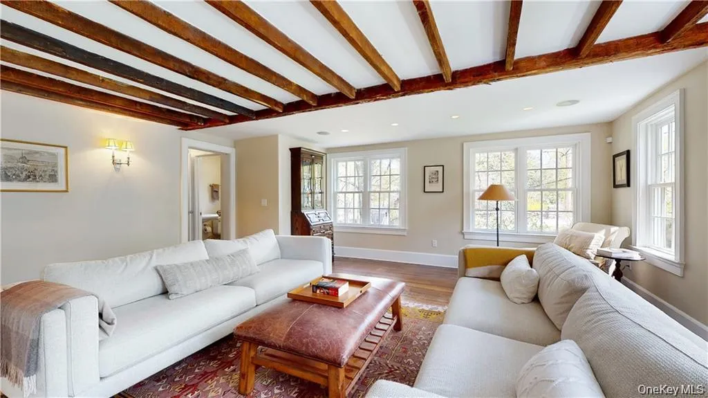 25 East Street, Lewisboro, NY, 4 Bedrooms Bedrooms, 10 Rooms Rooms,3 BathroomsBathrooms,Residential Lease,For Rent,East,0,973316 25 East Street, Lewisboro, NY, 4 Bedrooms Bedrooms, 10 Rooms Rooms,3 BathroomsBathrooms,Residential Lease,For Rent,East,0,973316