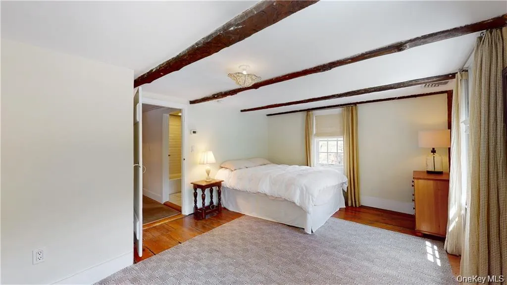 25 East Street, Lewisboro, NY, 4 Bedrooms Bedrooms, 10 Rooms Rooms,3 BathroomsBathrooms,Residential Lease,For Rent,East,0,973316 25 East Street, Lewisboro, NY, 4 Bedrooms Bedrooms, 10 Rooms Rooms,3 BathroomsBathrooms,Residential Lease,For Rent,East,0,973316