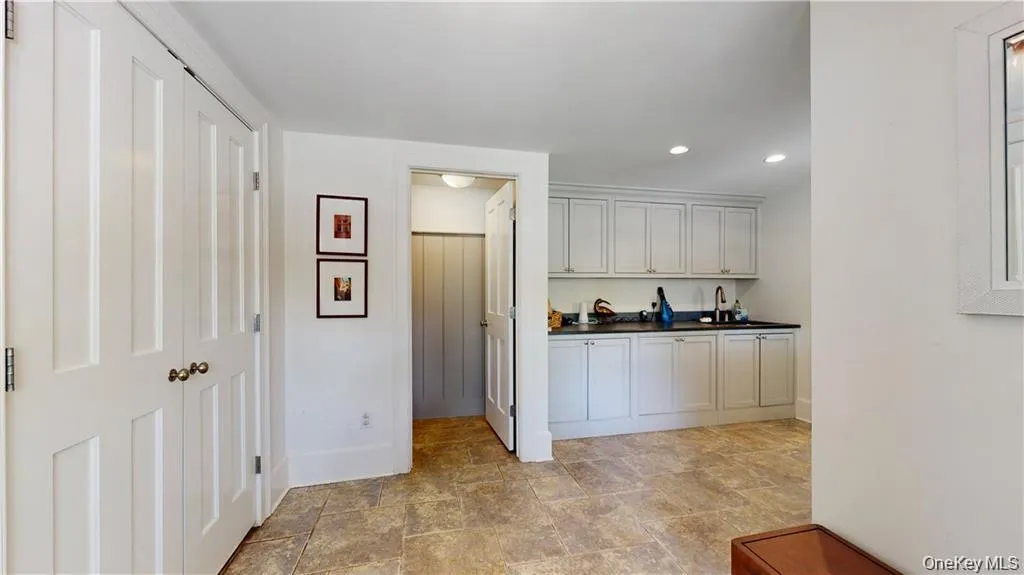 25 East Street, Lewisboro, NY, 4 Bedrooms Bedrooms, 10 Rooms Rooms,3 BathroomsBathrooms,Residential Lease,For Rent,East,0,973316 25 East Street, Lewisboro, NY, 4 Bedrooms Bedrooms, 10 Rooms Rooms,3 BathroomsBathrooms,Residential Lease,For Rent,East,0,973316