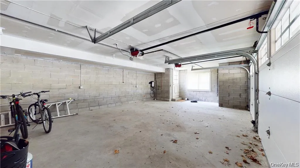 25 East Street, Lewisboro, NY, 4 Bedrooms Bedrooms, 10 Rooms Rooms,3 BathroomsBathrooms,Residential Lease,For Rent,East,0,973316 25 East Street, Lewisboro, NY, 4 Bedrooms Bedrooms, 10 Rooms Rooms,3 BathroomsBathrooms,Residential Lease,For Rent,East,0,973316