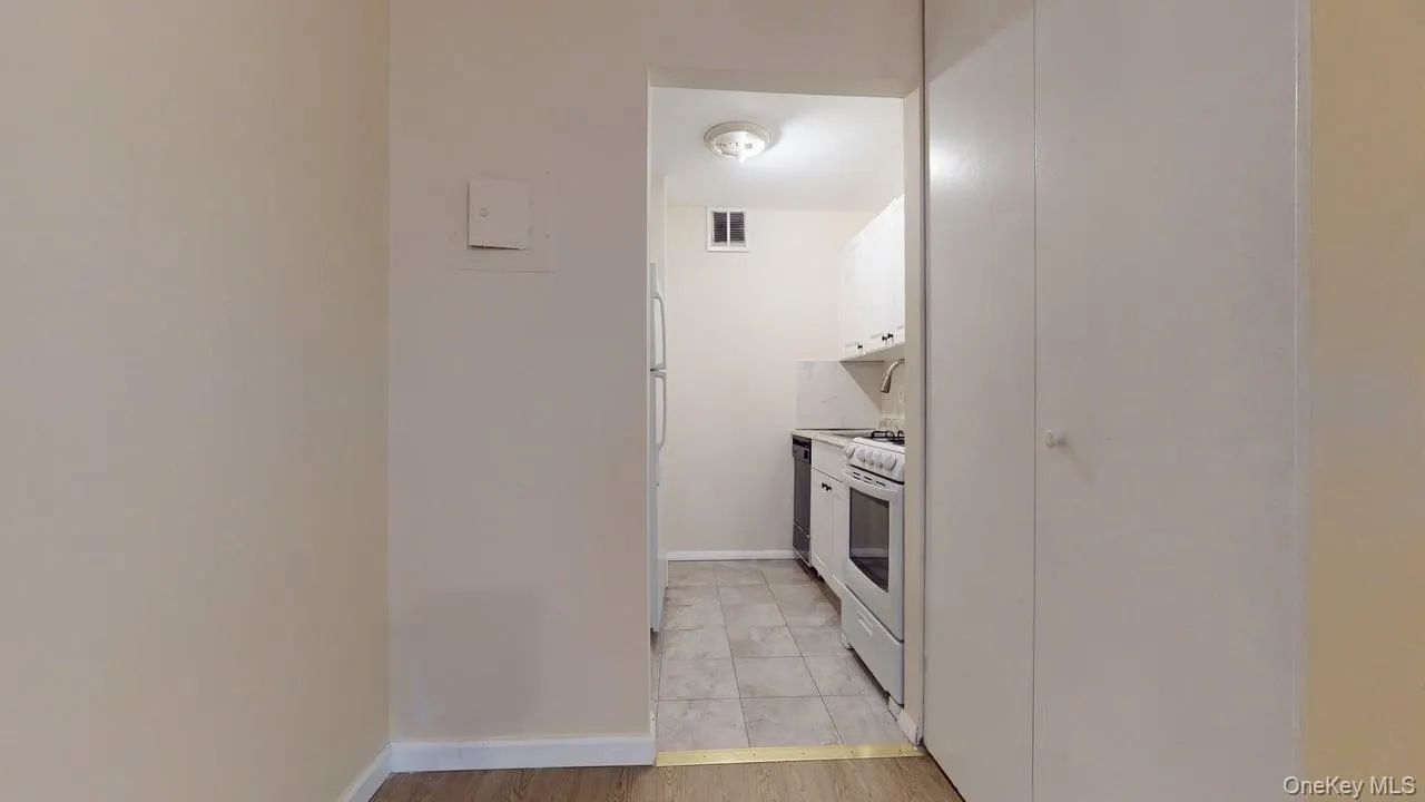 87-30 62nd Avenue, New York, NY, 2 Rooms Rooms,1 BathroomBathrooms,Residential Lease,For Rent,62nd,0,973330 87-30 62nd Avenue, New York, NY, 2 Rooms Rooms,1 BathroomBathrooms,Residential Lease,For Rent,62nd,0,973330
