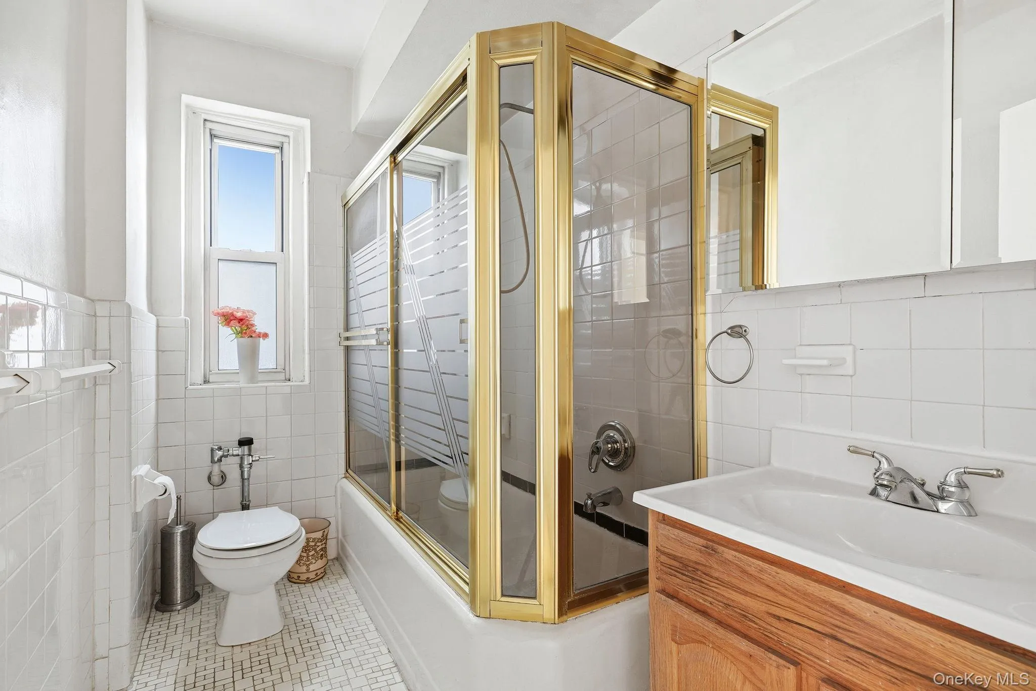 601 Pelham Parkway, New York, NY, 2 Bedrooms Bedrooms, 6 Rooms Rooms,2 BathroomsBathrooms,Residential,For Rent,Pelham,0,973351 601 Pelham Parkway, New York, NY, 2 Bedrooms Bedrooms, 6 Rooms Rooms,2 BathroomsBathrooms,Residential,For Rent,Pelham,0,973351