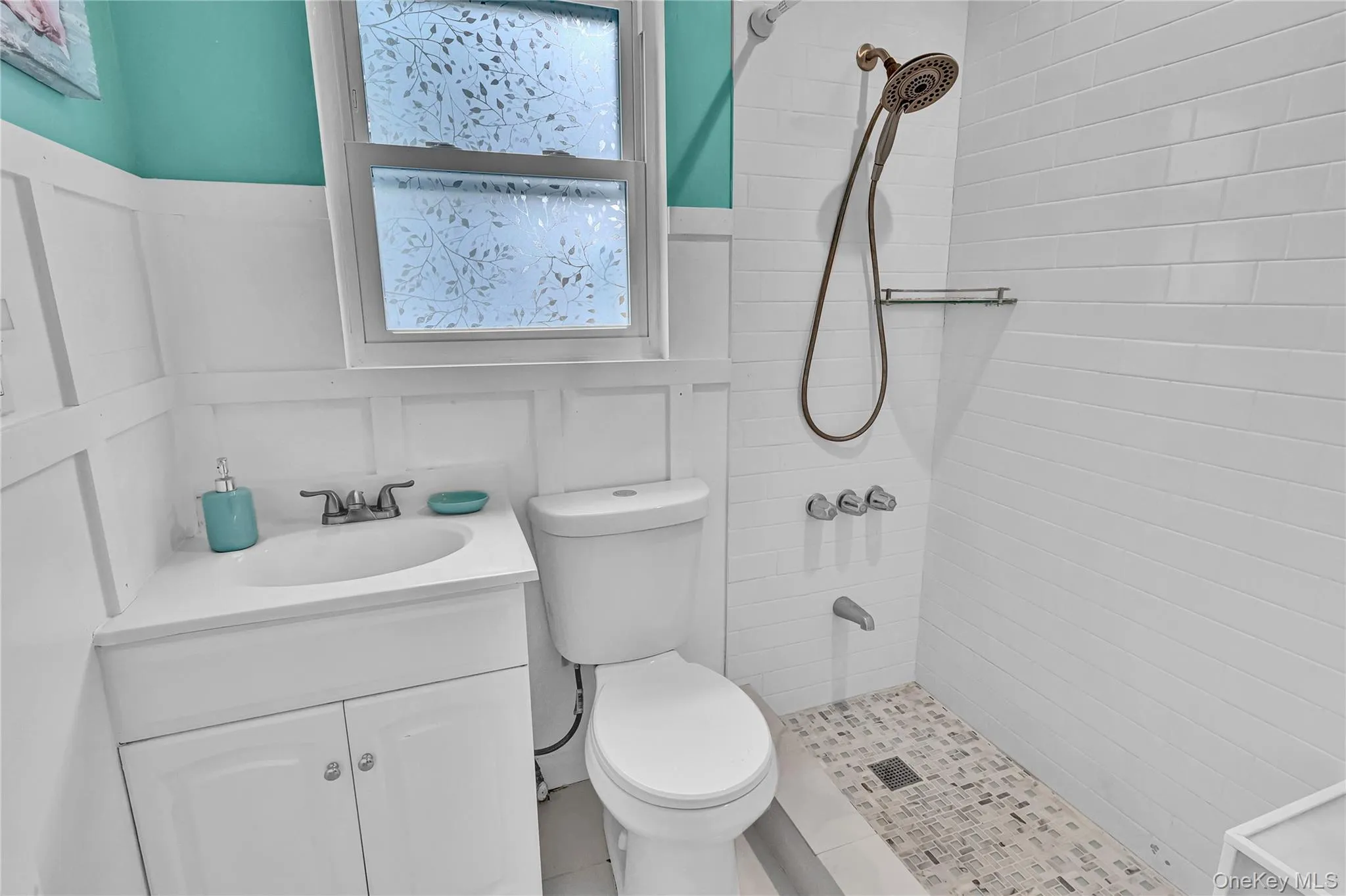 21 Cottage Road, Riverhead, NY, 2 Bedrooms Bedrooms, 5 Rooms Rooms,1 BathroomBathrooms,Residential Sale,For Rent,Cottage,0,973367 21 Cottage Road, Riverhead, NY, 2 Bedrooms Bedrooms, 5 Rooms Rooms,1 BathroomBathrooms,Residential Sale,For Rent,Cottage,0,973367