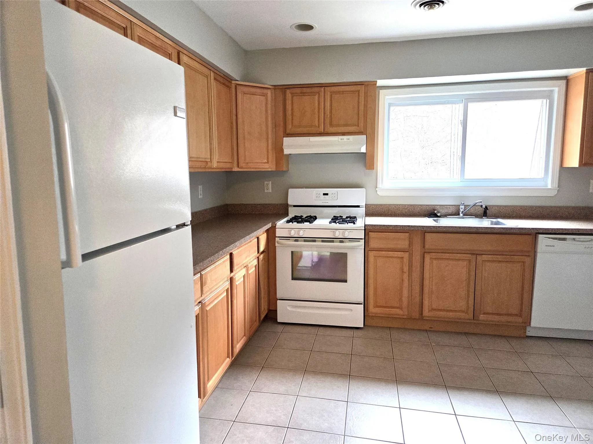 18 Pavilion Ridge Way, Ramapo, NY, 1 Bedroom Bedrooms, 4 Rooms Rooms,1 BathroomBathrooms,Residential Lease,For Rent,Pavilion Ridge,0,973368 18 Pavilion Ridge Way, Ramapo, NY, 1 Bedroom Bedrooms, 4 Rooms Rooms,1 BathroomBathrooms,Residential Lease,For Rent,Pavilion Ridge,0,973368