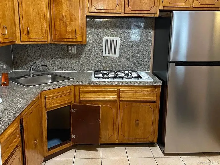 10521 53rd Avenue, New York, NY, 3 Bedrooms Bedrooms, 8 Rooms Rooms,2 BathroomsBathrooms,Residential Lease,For Rent,53rd,0,973374 10521 53rd Avenue, New York, NY, 3 Bedrooms Bedrooms, 8 Rooms Rooms,2 BathroomsBathrooms,Residential Lease,For Rent,53rd,0,973374