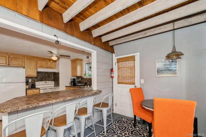 14 E Landing Road, Southampton, New York 11946