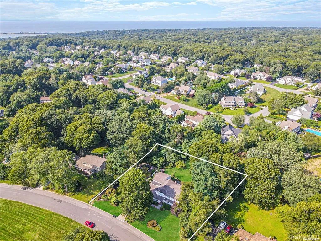 33 Peachtree Lane, Brookhaven, NY, 8 Bedrooms Bedrooms, 14 Rooms Rooms,4 BathroomsBathrooms,Residential,For Rent,Peachtree,0,973408 33 Peachtree Lane, Brookhaven, NY, 8 Bedrooms Bedrooms, 14 Rooms Rooms,4 BathroomsBathrooms,Residential,For Rent,Peachtree,0,973408
