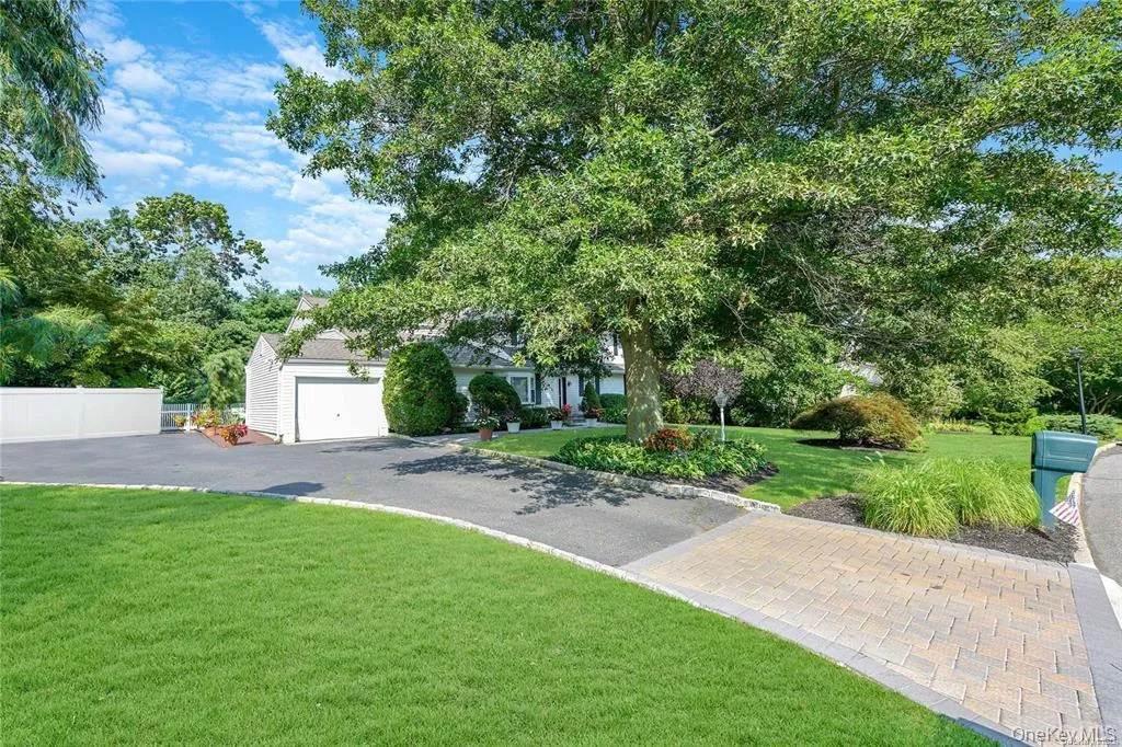 33 Peachtree Lane, Brookhaven, NY, 8 Bedrooms Bedrooms, 14 Rooms Rooms,4 BathroomsBathrooms,Residential,For Rent,Peachtree,0,973408 33 Peachtree Lane, Brookhaven, NY, 8 Bedrooms Bedrooms, 14 Rooms Rooms,4 BathroomsBathrooms,Residential,For Rent,Peachtree,0,973408