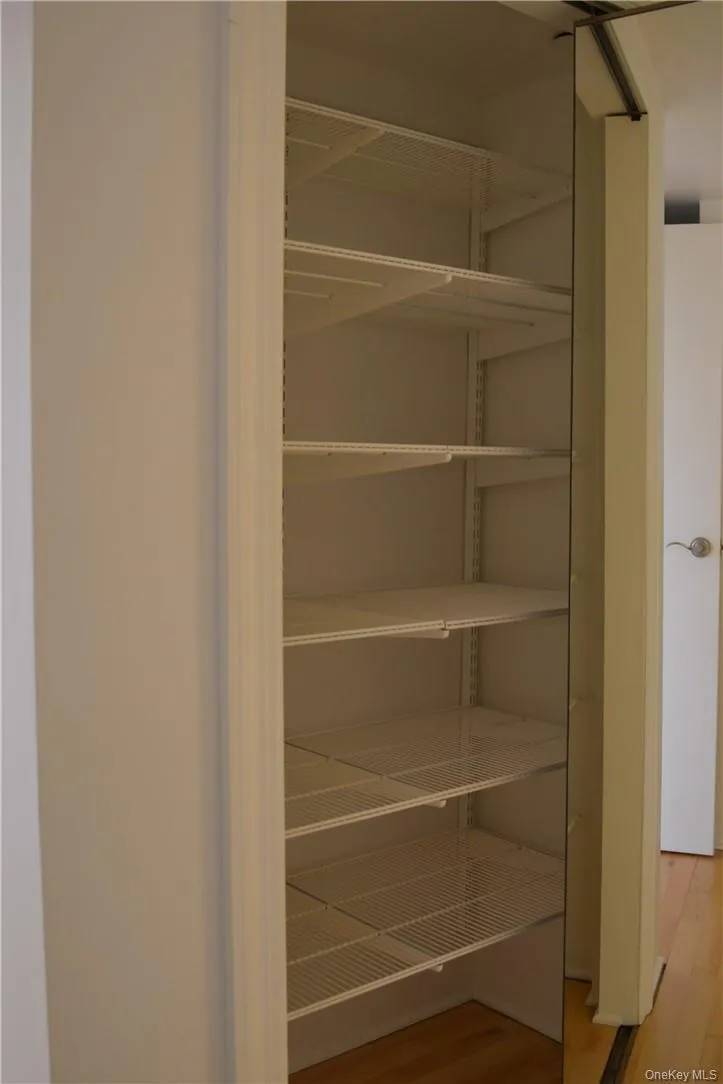 4 Martine Avenue, White Plains, NY, 2 Bedrooms Bedrooms, 4 Rooms Rooms,2 BathroomsBathrooms,Residential Lease,For Rent,Martine,0,973426 4 Martine Avenue, White Plains, NY, 2 Bedrooms Bedrooms, 4 Rooms Rooms,2 BathroomsBathrooms,Residential Lease,For Rent,Martine,0,973426